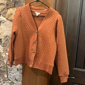 Women’s cropped quilted jacket.